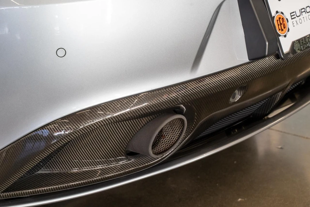2014 Aston Martin Vanquish 2nd Gen - Image 18 of 21