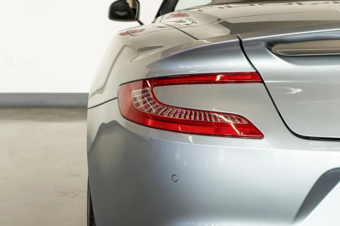 2014 Aston Martin Vanquish 2nd Gen - Image 20 of 21