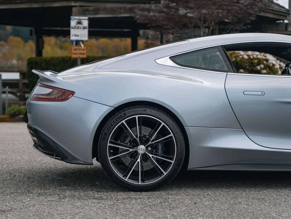 2014 Aston Martin Vanquish 2nd Gen - Image 9 of 20
