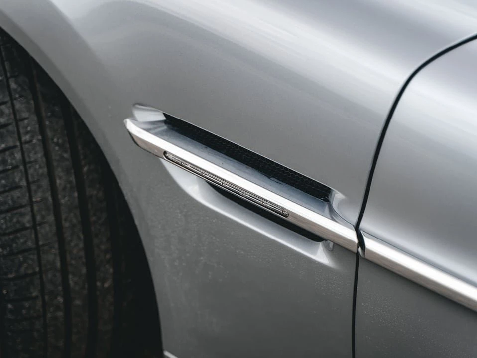 2014 Aston Martin Vanquish 2nd Gen - Image 7 of 20