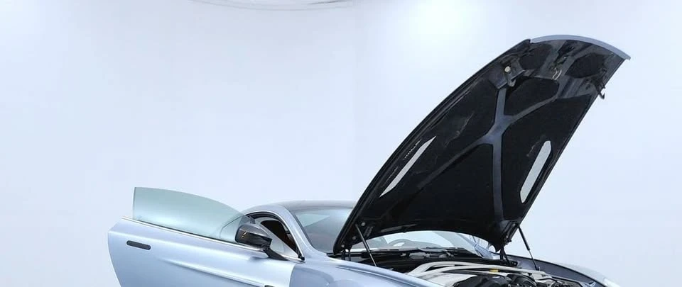 2014 Aston Martin Vanquish 2nd Gen - Image 12 of 20