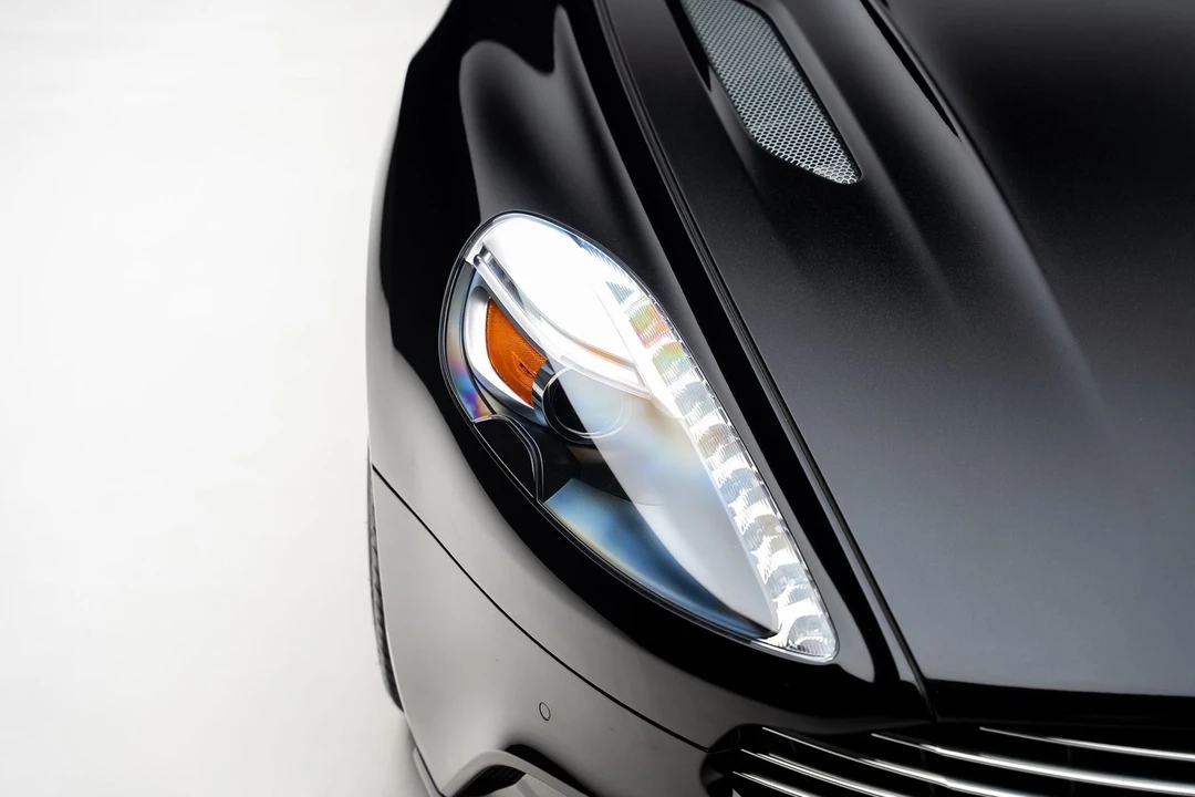 2014 Aston Martin Vanquish 2nd Gen - Image 14 of 31