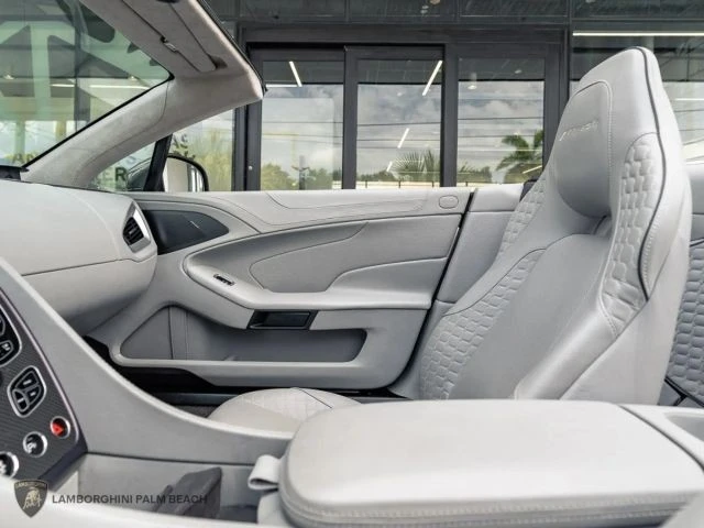 2014 Aston Martin Vanquish 2nd Gen - Image 18 of 19