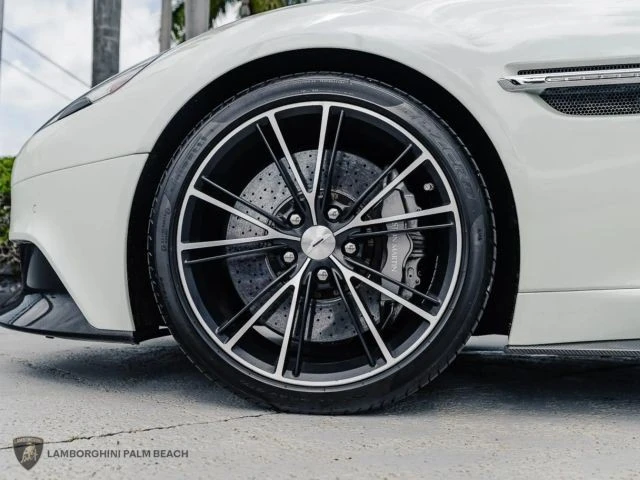 2014 Aston Martin Vanquish 2nd Gen - Image 12 of 19