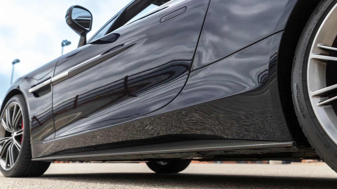 2014 Aston Martin Vanquish 2nd Gen - Image 30 of 31