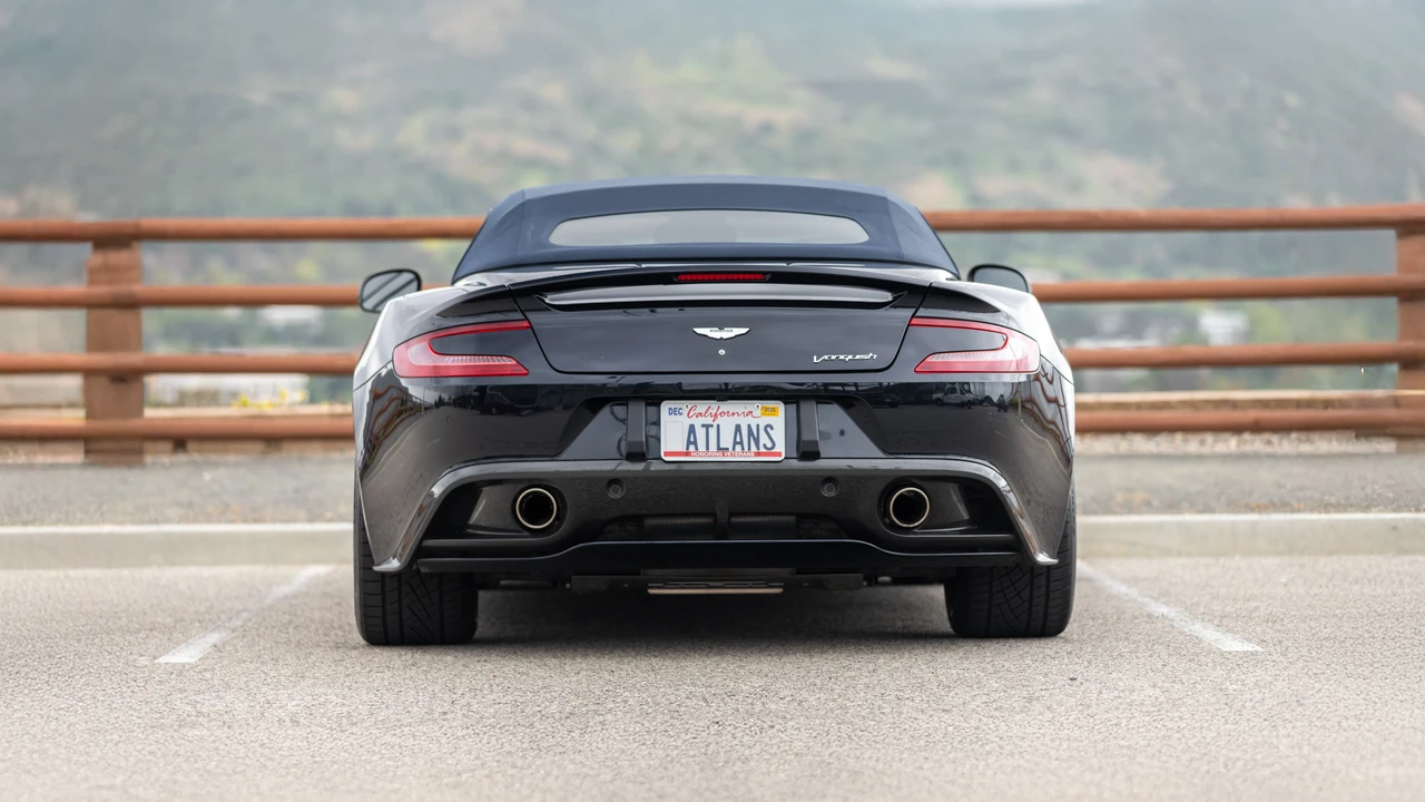2014 Aston Martin Vanquish 2nd Gen - Image 16 of 31