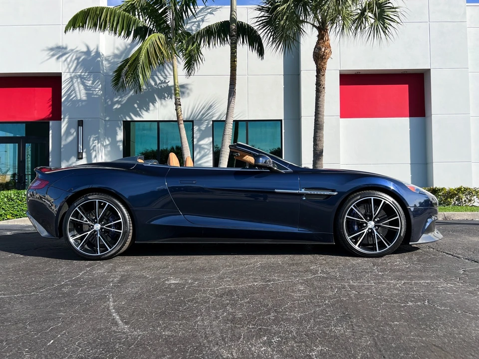 2014 Aston Martin Vanquish 2nd Gen - Image 3 of 21