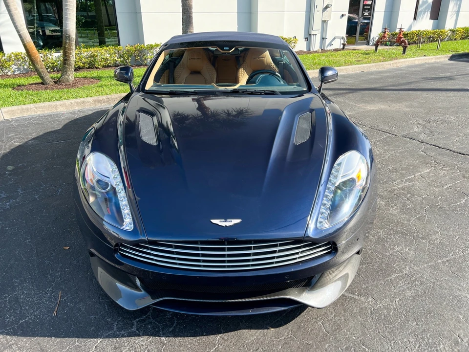 2014 Aston Martin Vanquish 2nd Gen - Image 14 of 21