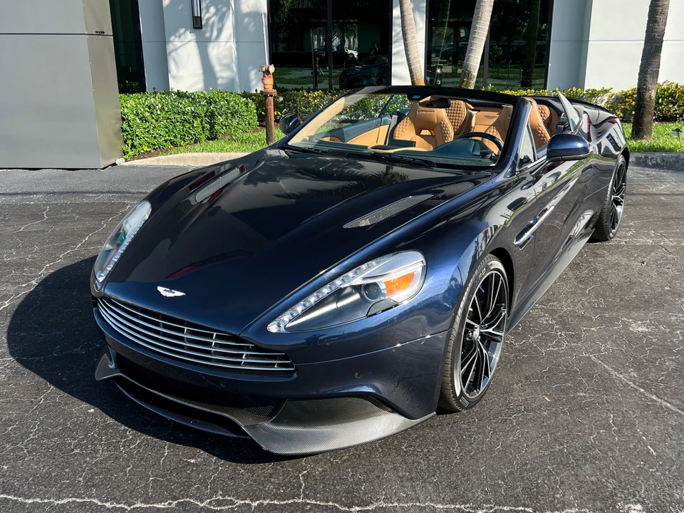 2014 Aston Martin Vanquish 2nd Gen - Image 16 of 21