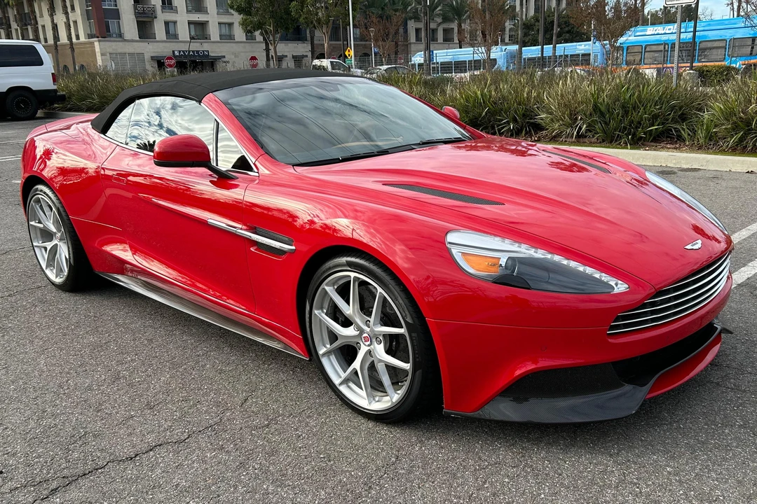 2014 Aston Martin Vanquish 2nd Gen - Image 3 of 31