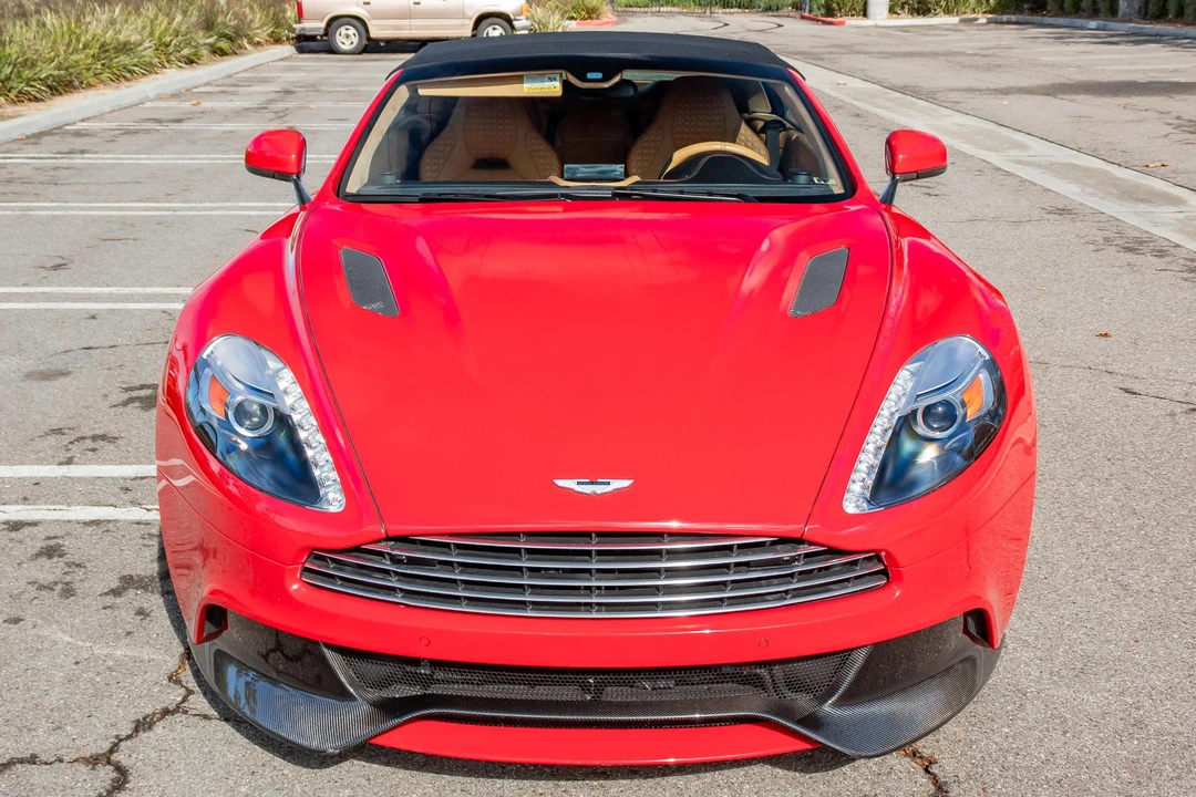 2014 Aston Martin Vanquish 2nd Gen - Image 2 of 31