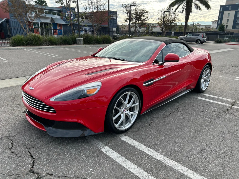 2014 Aston Martin Vanquish 2nd Gen - Image 8 of 31