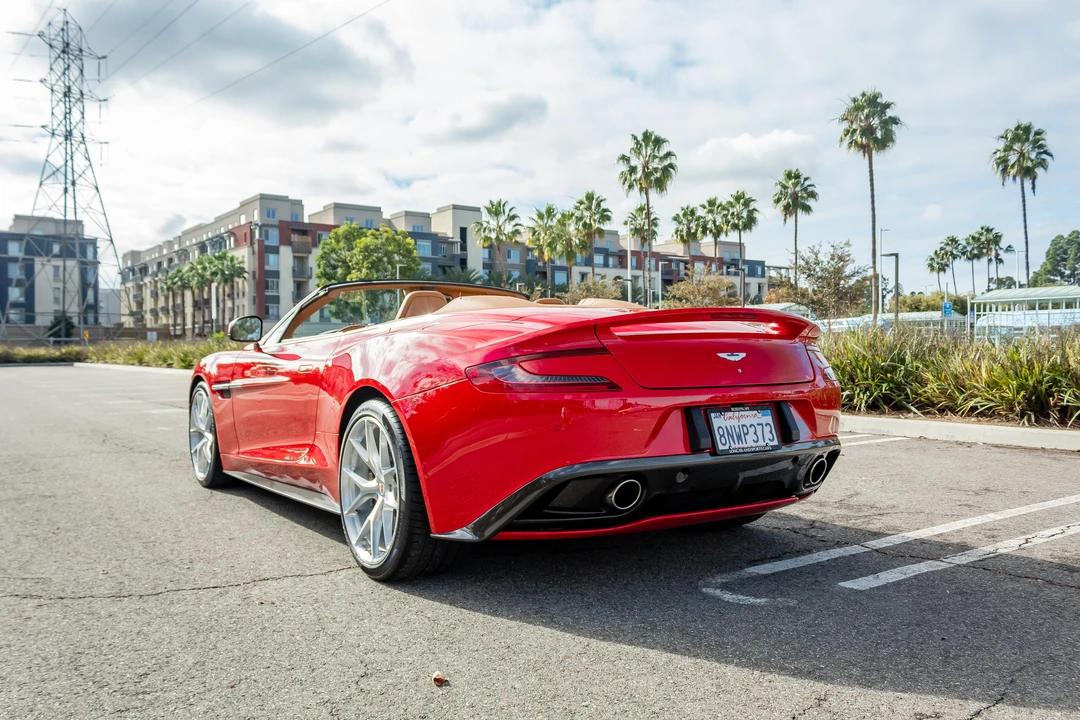 2014 Aston Martin Vanquish 2nd Gen - Image 10 of 31
