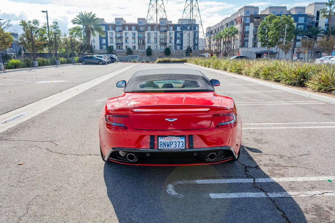 2014 Aston Martin Vanquish 2nd Gen - Image 11 of 31