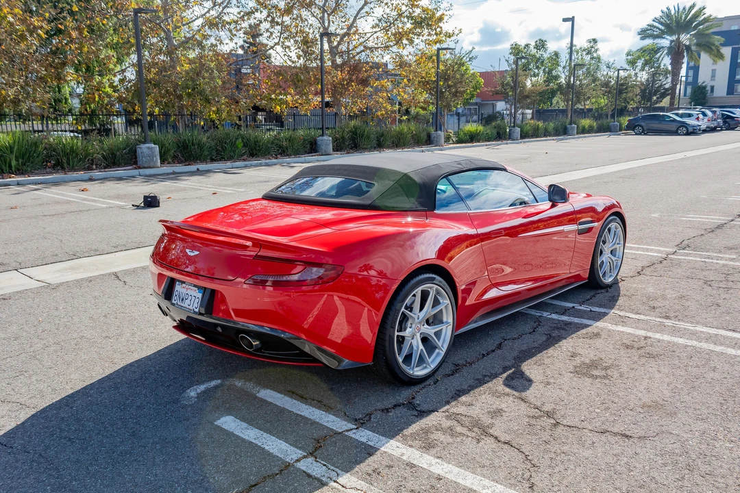 2014 Aston Martin Vanquish 2nd Gen - Image 12 of 31