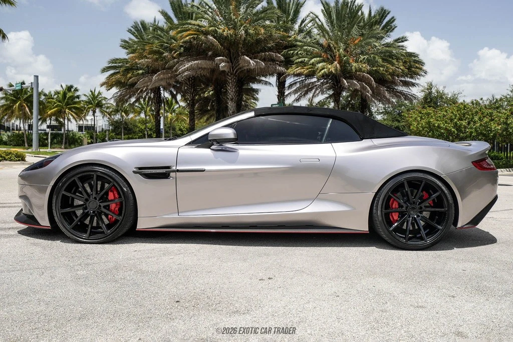 2014 Aston Martin Vanquish 2nd Gen - Image 16 of 24