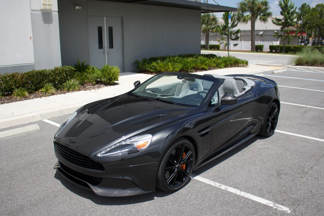 2014 Aston Martin Vanquish 2nd Gen - Image 11 of 31