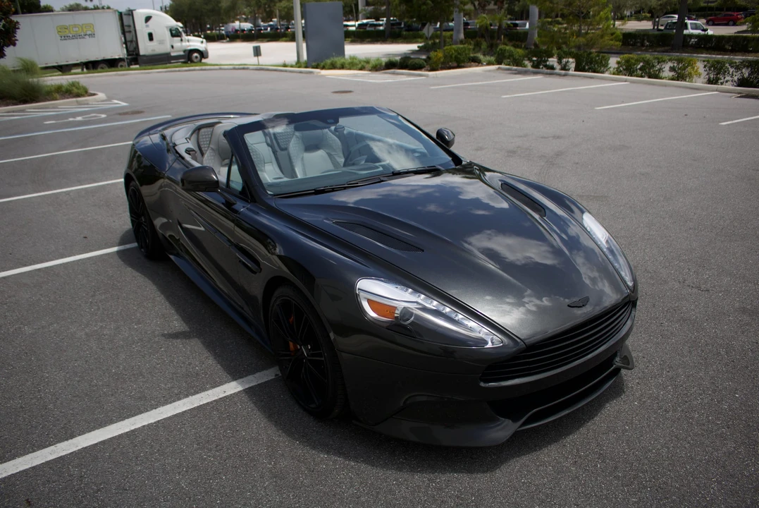 2014 Aston Martin Vanquish 2nd Gen - Image 23 of 31
