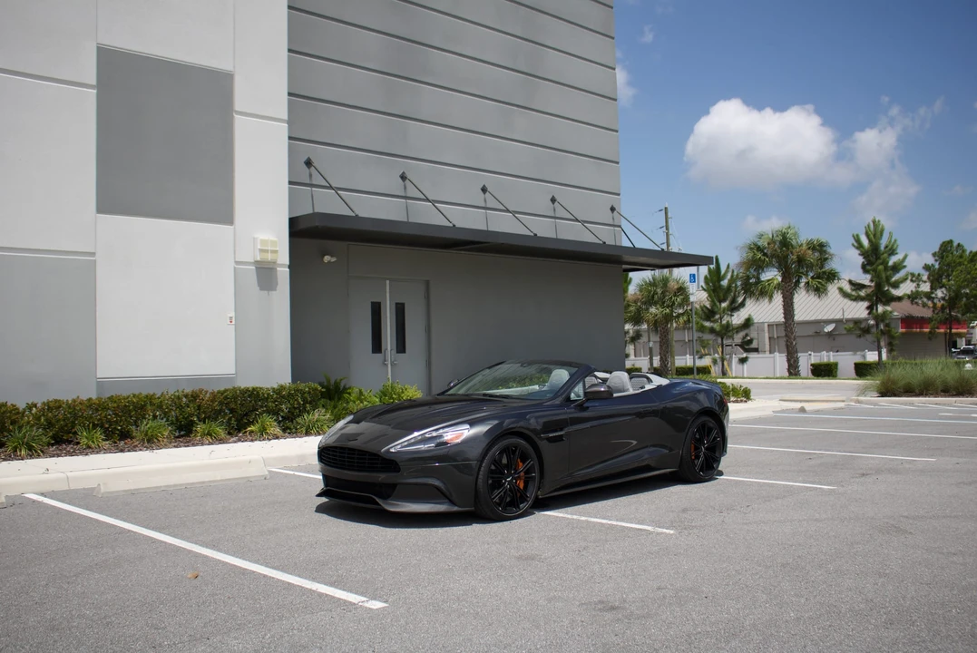 2014 Aston Martin Vanquish 2nd Gen - Image 14 of 31