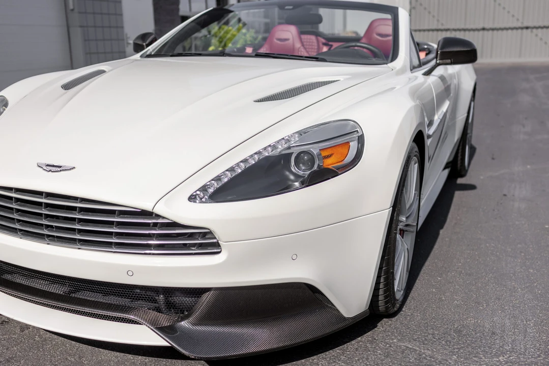 2014 Aston Martin Vanquish 2nd Gen - Image 20 of 31