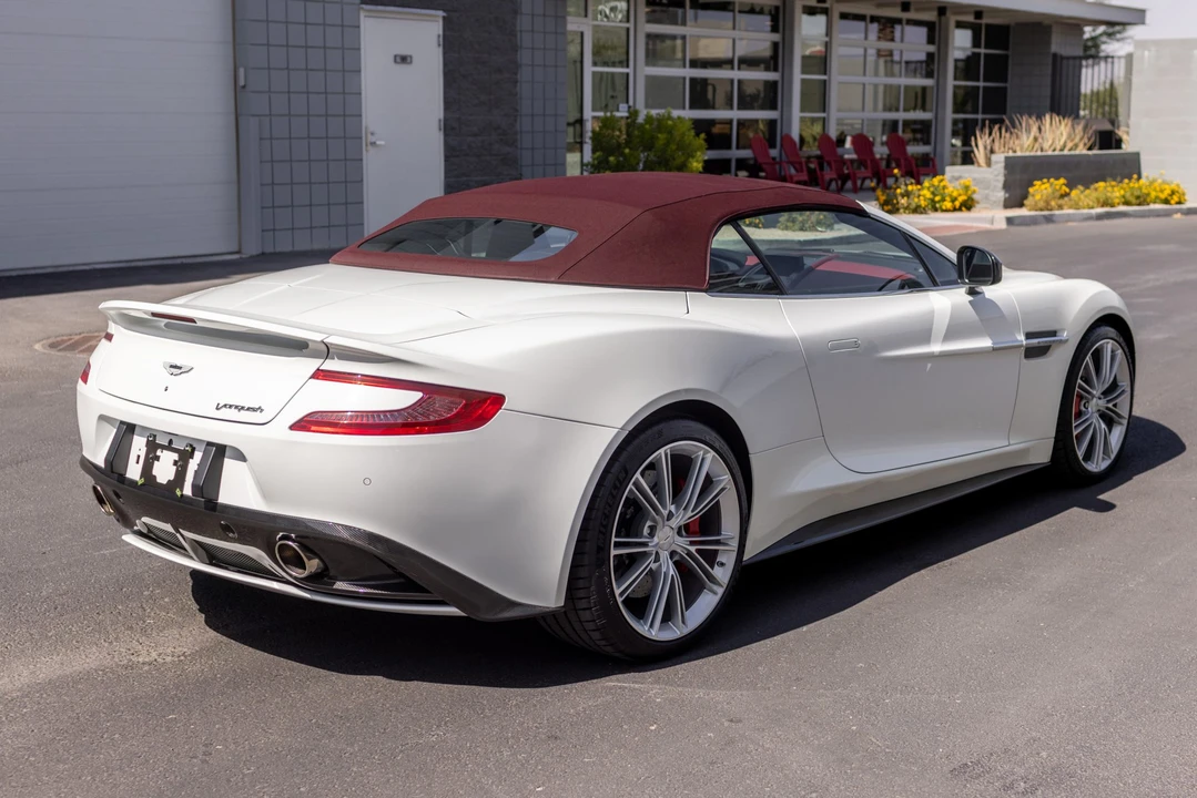 2014 Aston Martin Vanquish 2nd Gen - Image 5 of 31