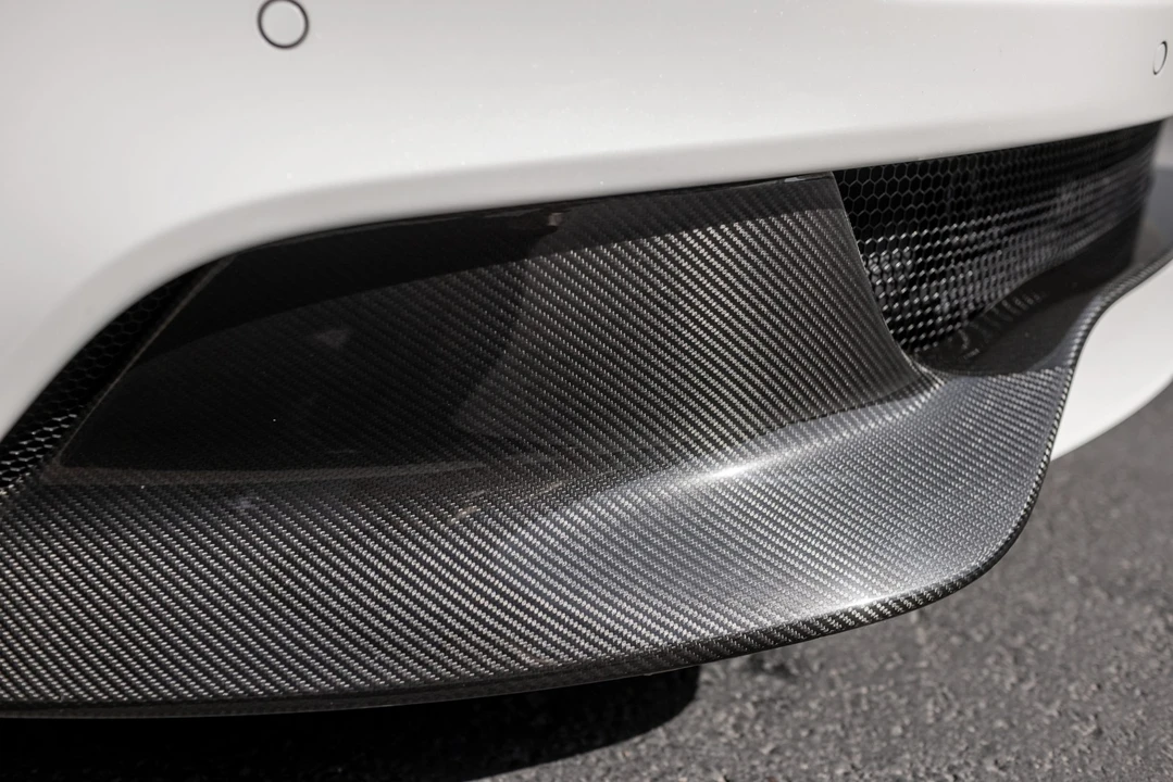 2014 Aston Martin Vanquish 2nd Gen - Image 24 of 31