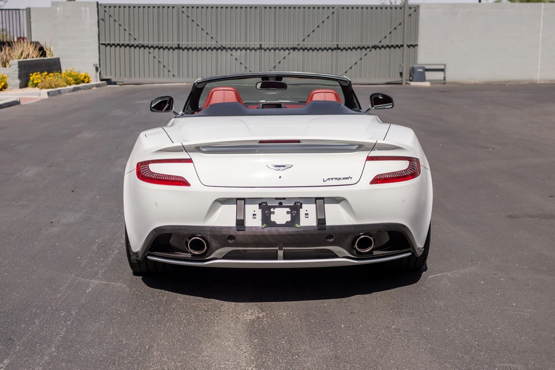 2014 Aston Martin Vanquish 2nd Gen - Image 12 of 31