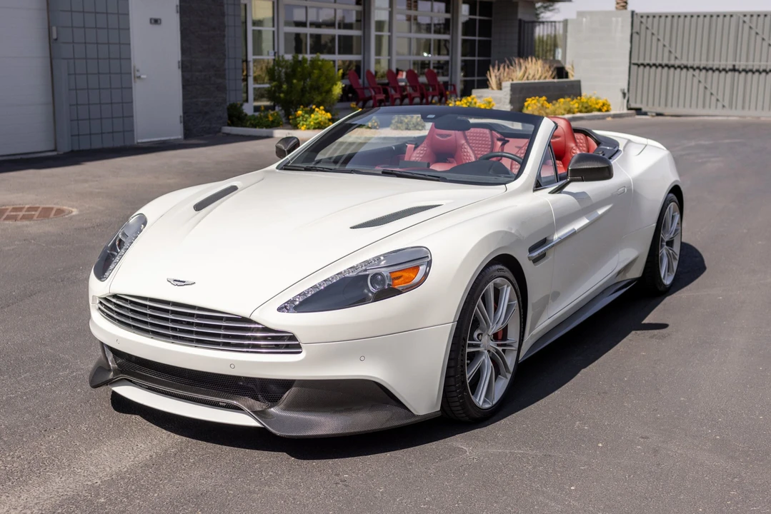 2014 Aston Martin Vanquish 2nd Gen - Image 8 of 31