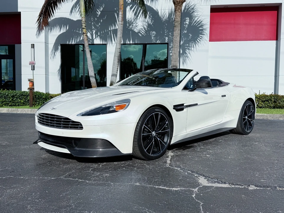 2014 Aston Martin Vanquish 2nd Gen - Image 3 of 21