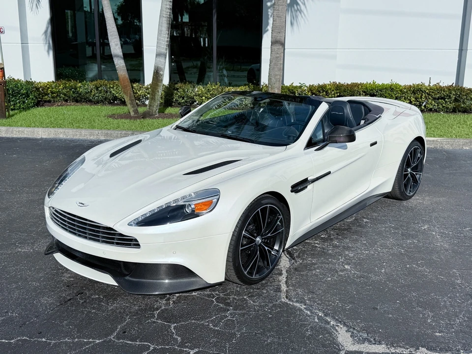 2014 Aston Martin Vanquish 2nd Gen - Image 4 of 31