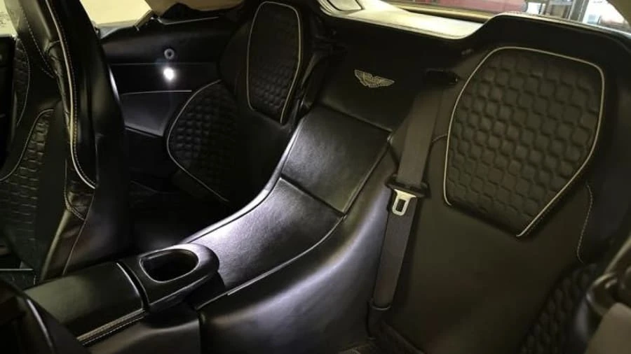 2014 Aston Martin Vanquish 2nd Gen - Image 15 of 18