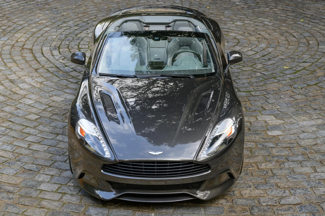 2014 Aston Martin Vanquish 2nd Gen - Image 2 of 31