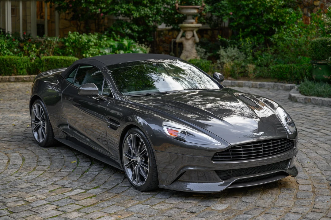 2014 Aston Martin Vanquish 2nd Gen - Image 24 of 31