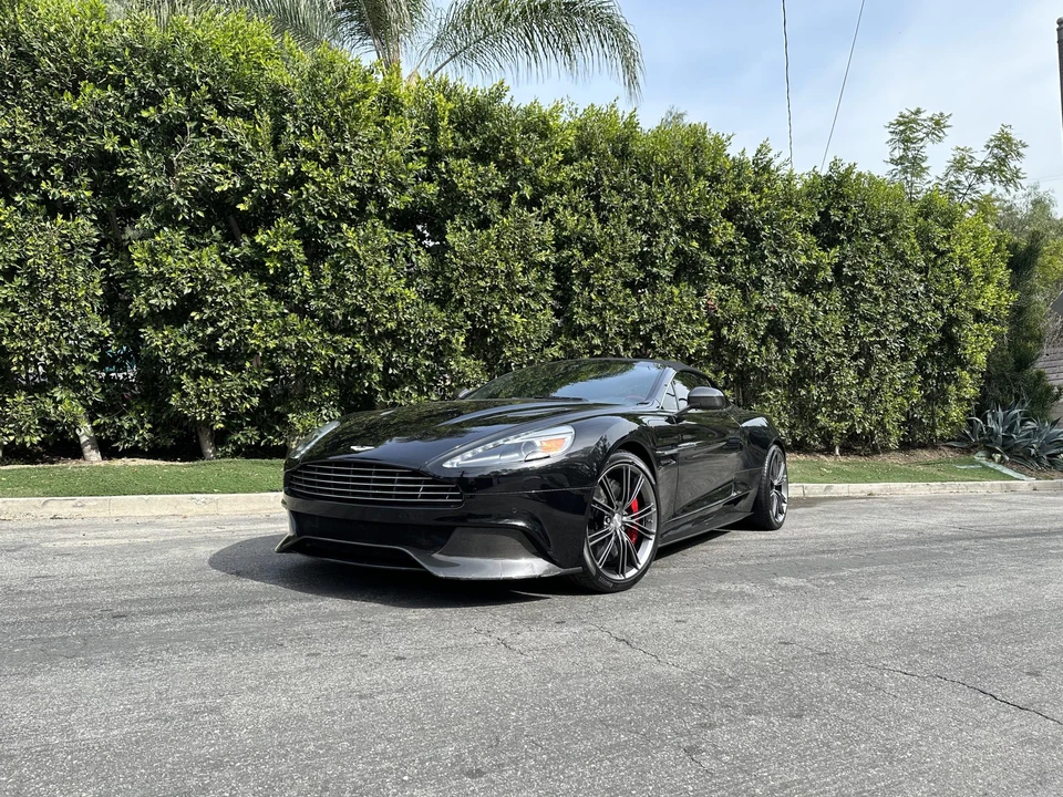 2014 Aston Martin Vanquish 2nd Gen - Image 3 of 31