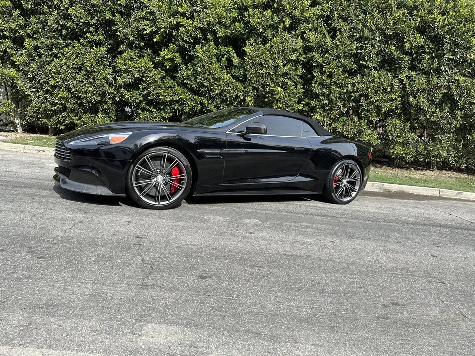 2014 Aston Martin Vanquish 2nd Gen - Image 9 of 31