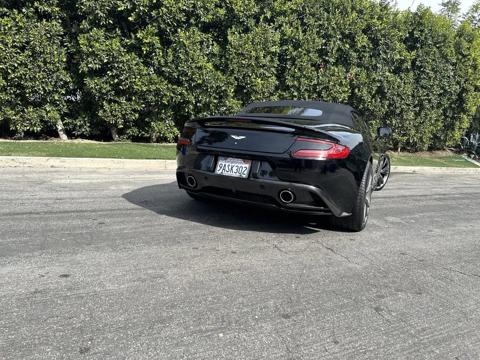 2014 Aston Martin Vanquish 2nd Gen - Image 20 of 31