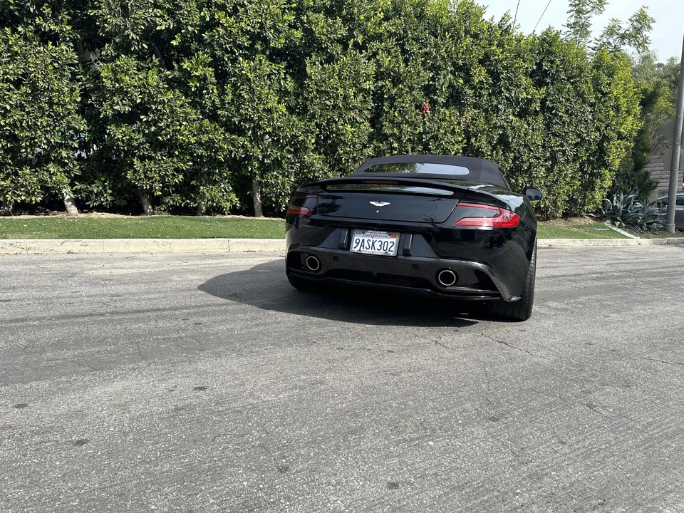 2014 Aston Martin Vanquish 2nd Gen - Image 19 of 31