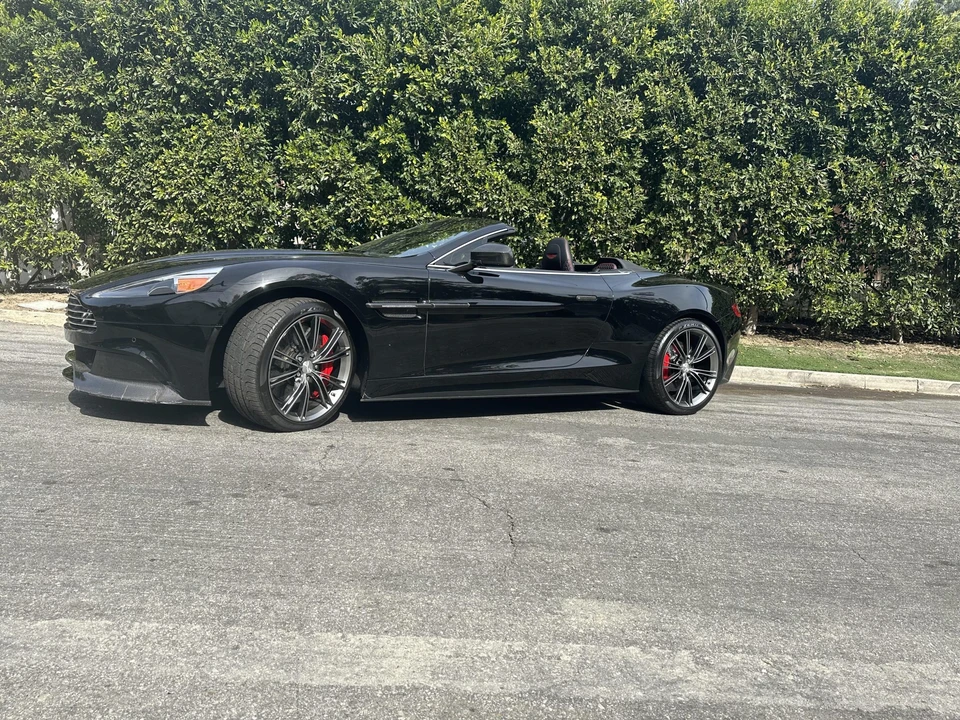 2014 Aston Martin Vanquish 2nd Gen - Image 7 of 31
