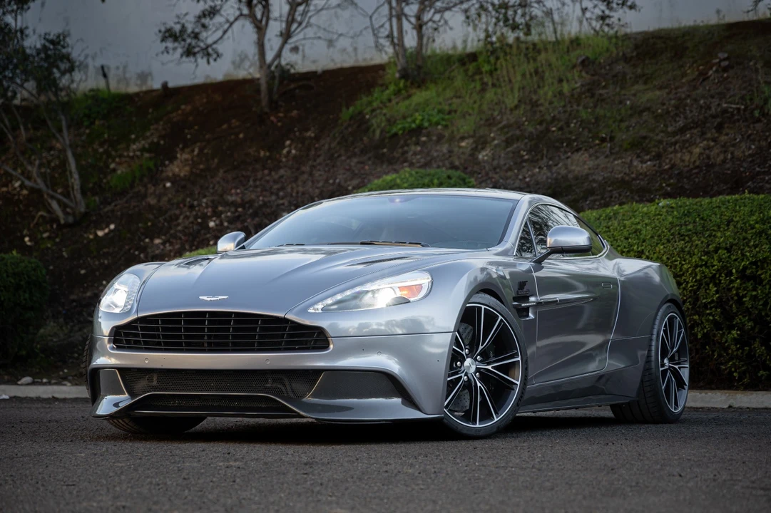 2014 Aston Martin Vanquish 2nd Gen - Image 2 of 21