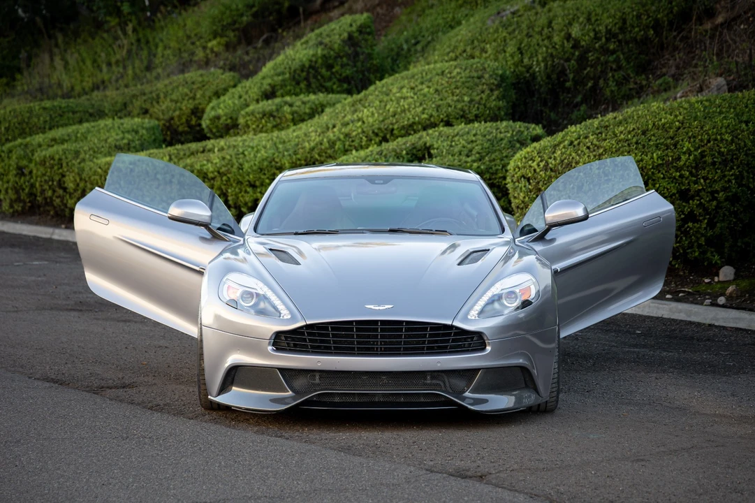 2014 Aston Martin Vanquish 2nd Gen - Image 11 of 21