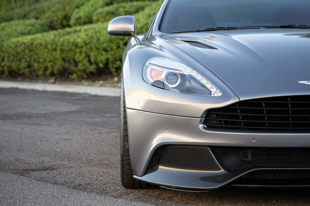 2014 Aston Martin Vanquish 2nd Gen - Image 14 of 21