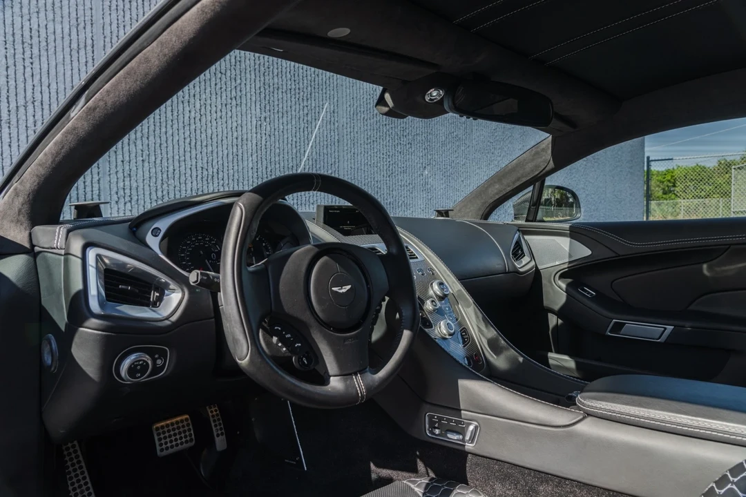 2014 Aston Martin Vanquish 2nd Gen - Image 2 of 12