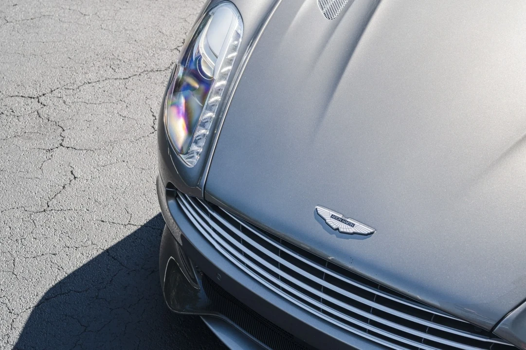 2014 Aston Martin Vanquish 2nd Gen - Image 7 of 12