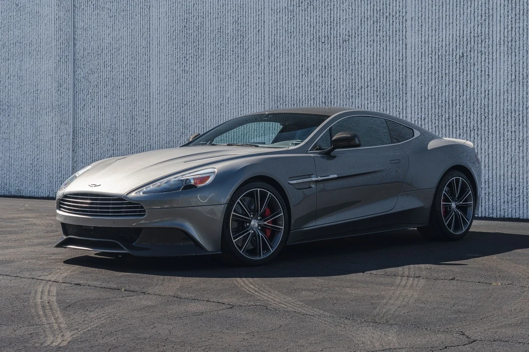 2014 Aston Martin Vanquish 2nd Gen - Image 11 of 12