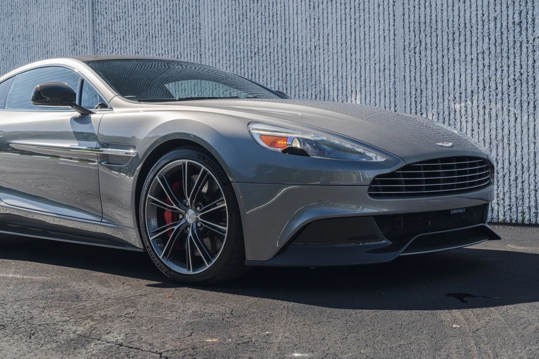 2014 Aston Martin Vanquish 2nd Gen - Image 5 of 12
