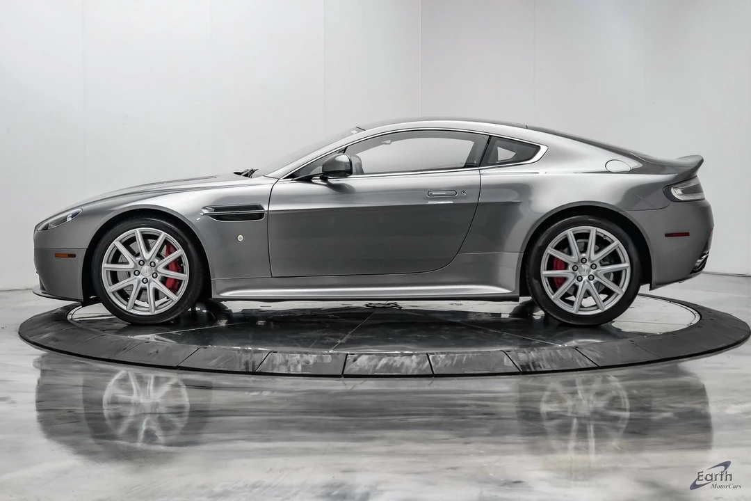 2014 Aston Martin Vantage - Image 8 of 31