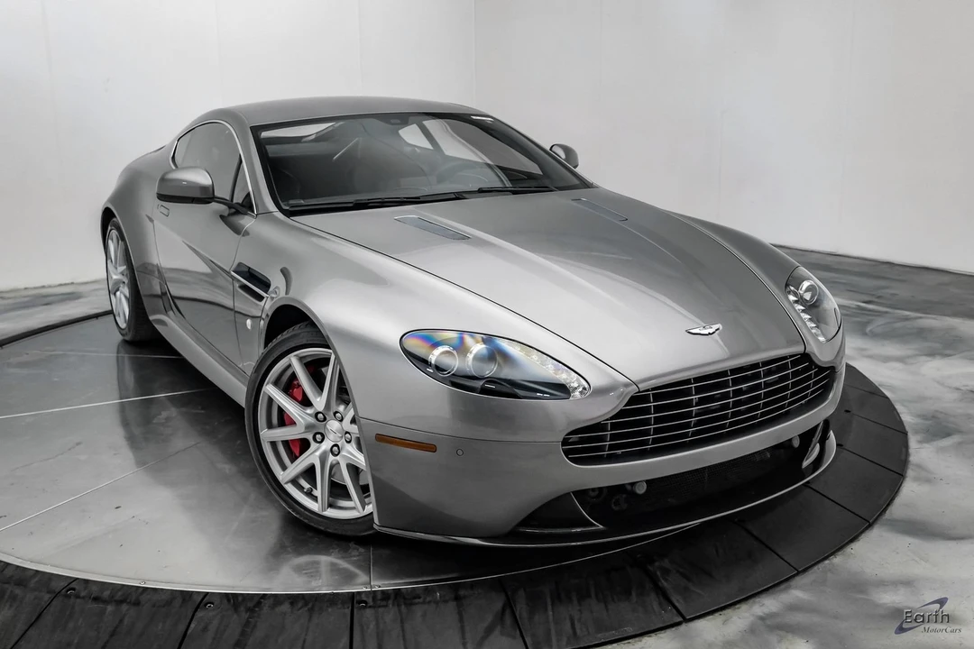 2014 Aston Martin Vantage - Image 29 of 31