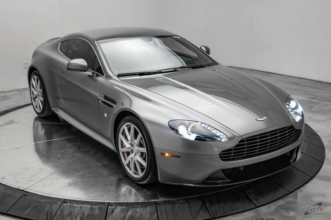 2014 Aston Martin Vantage - Image 30 of 31