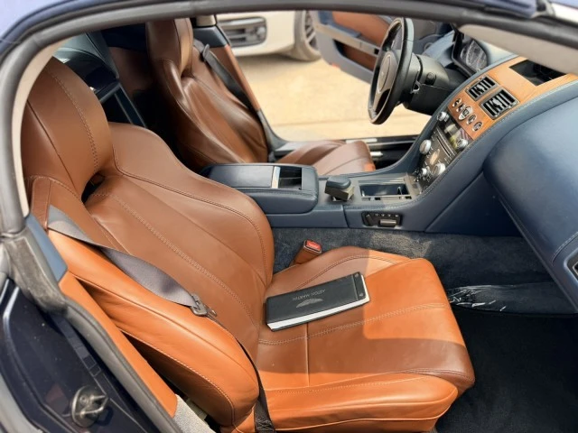 2014 Aston Martin Vantage - Image 12 of 19