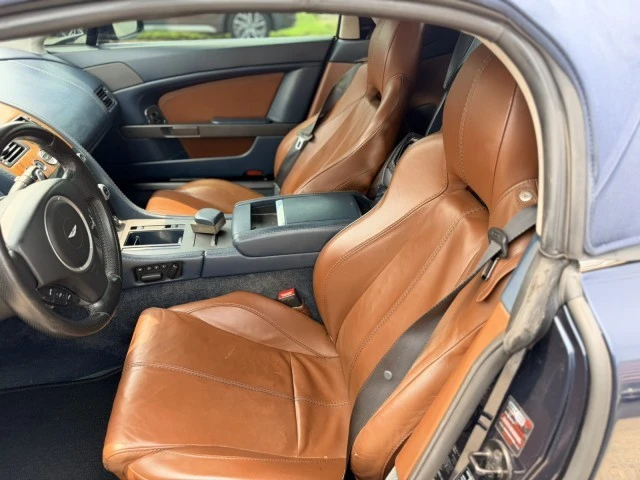 2014 Aston Martin Vantage - Image 13 of 19
